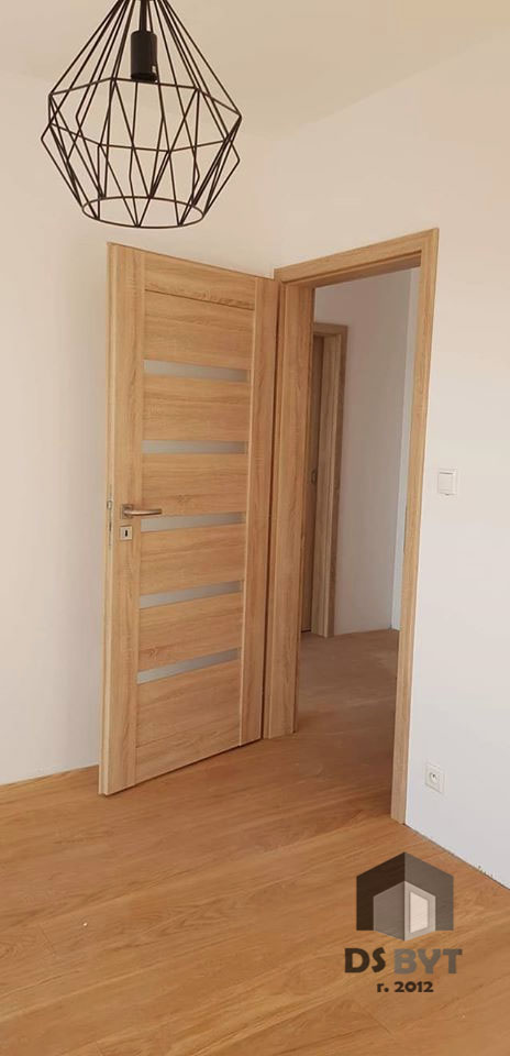 460 / Moderné interiérové dvere