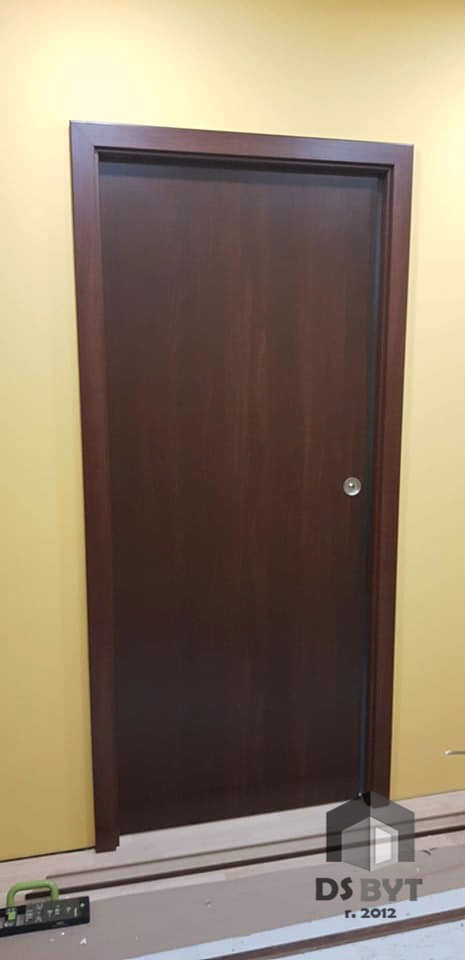 487 / Moderné interiérové dvere