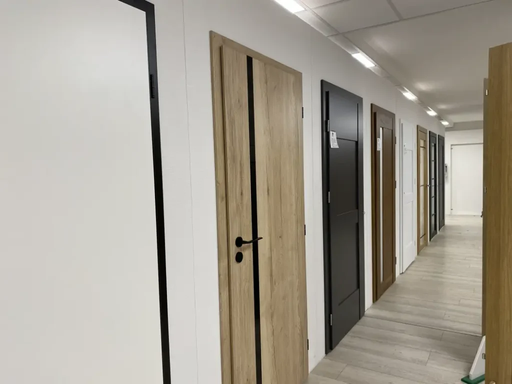 DS BYT Centrum, predajňa dverí a podláh v regióne Poprad, Kežmarok, Stará Ľubovňa a Vysoké Tatry