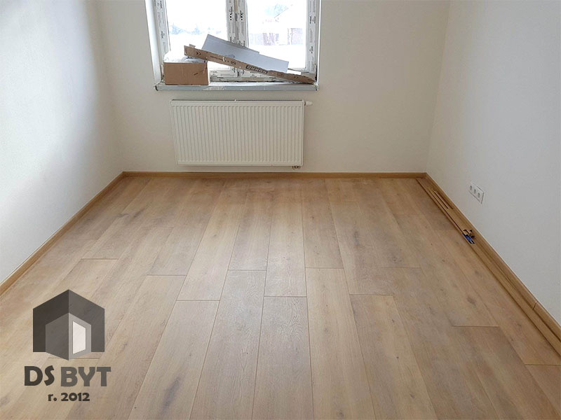 DS BYT Centrum, predajňa dverí a podláh, predaj a pokládka plávajúcej podlahy