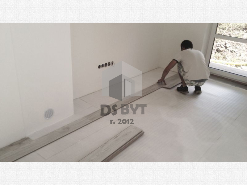 DS BYT Centrum, predajňa dverí a podláh, predaj a pokládka plávajúcej podlahy