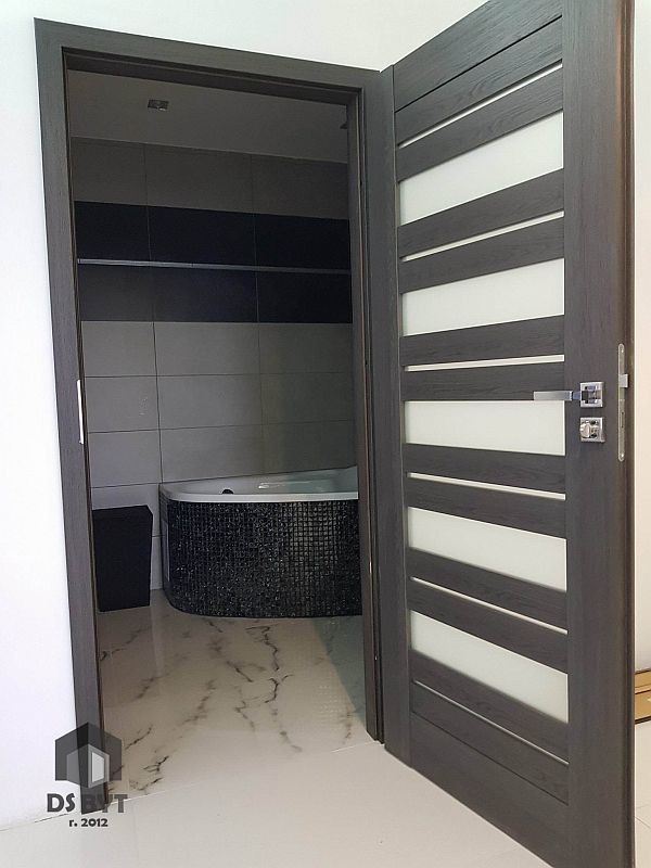 DS BYT Centrum, predajňa dverí a podláh, predaj a montáž interiérových dverí